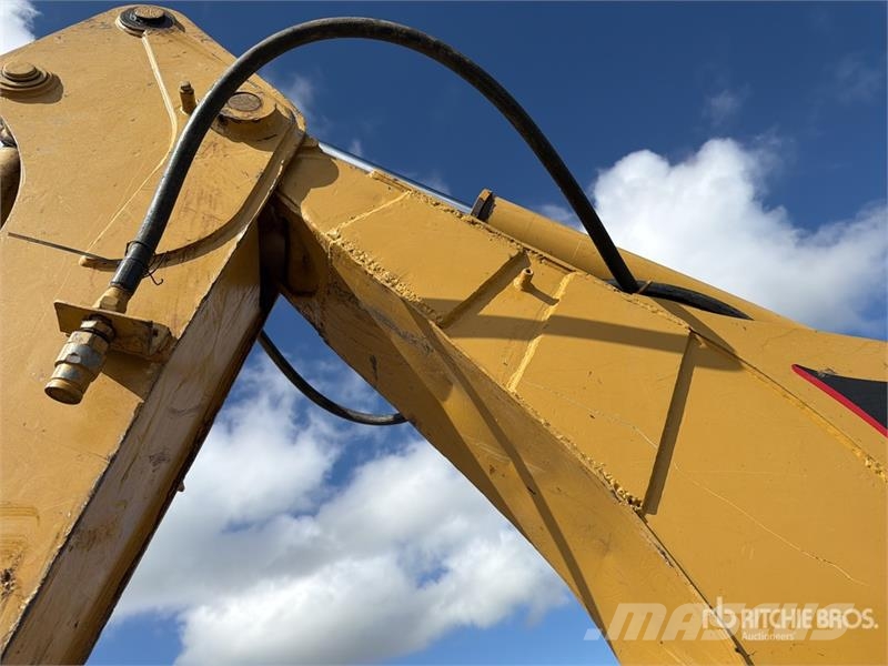 CAT 430D Retrocargadoras