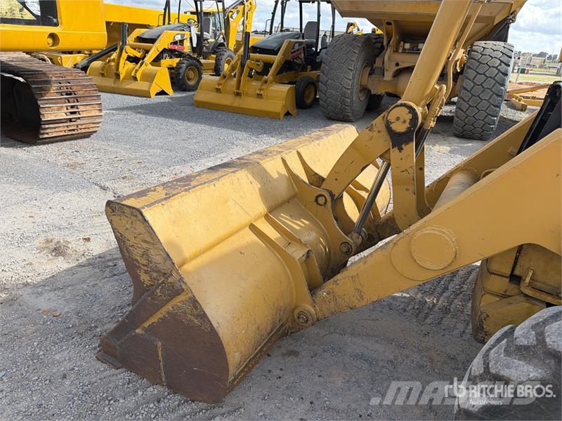 CAT 430D Retrocargadoras