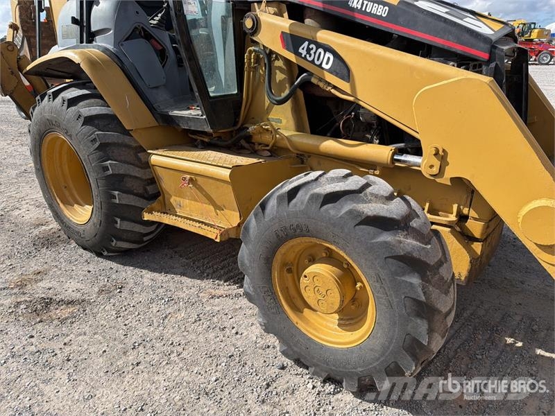 CAT 430D Retrocargadoras