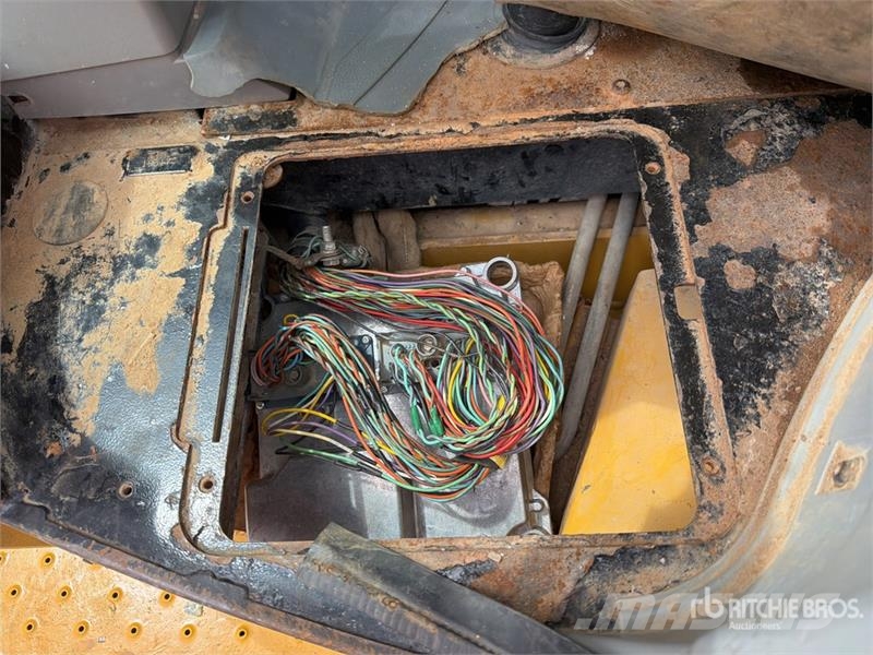 CAT 430E Tractopelle