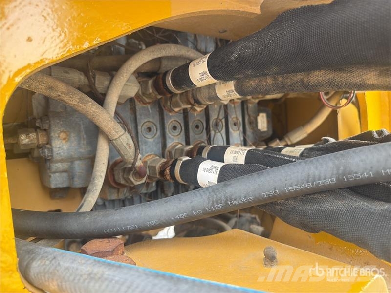 CAT 430E Εκσκαφείς Φορτωτές τύπου JCB