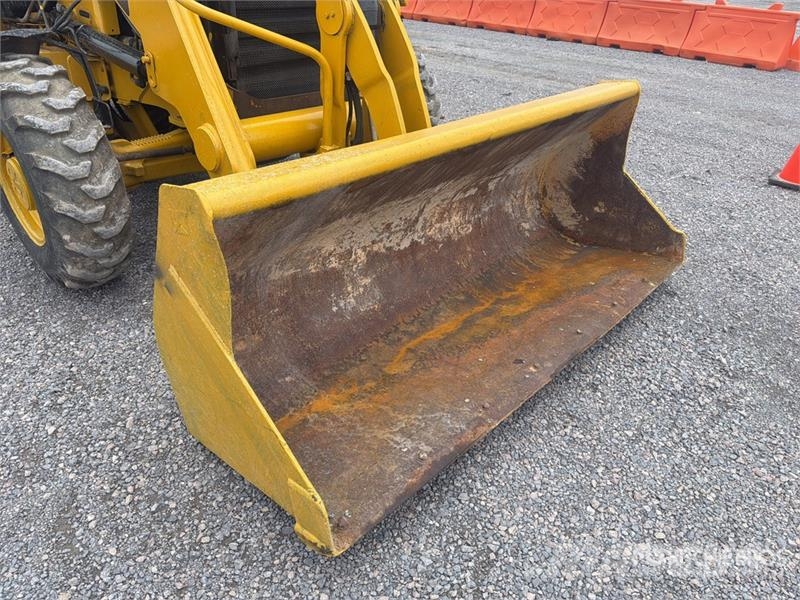 CAT 430E Εκσκαφείς Φορτωτές τύπου JCB