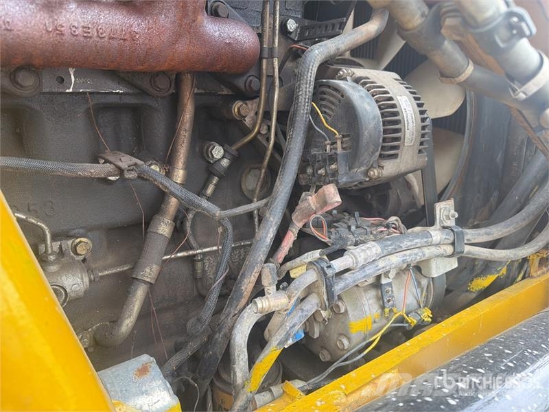 CAT 430E Εκσκαφείς Φορτωτές τύπου JCB