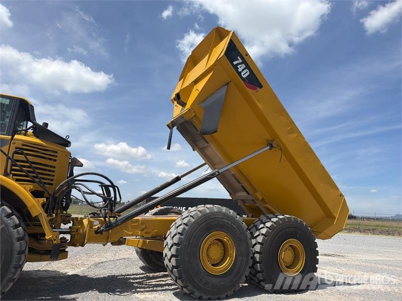 CAT 740 Camiones articulados