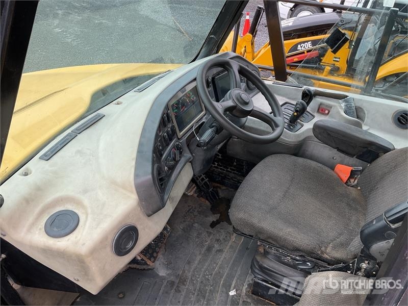CAT 740B Σπαστό Dump Truck ADT