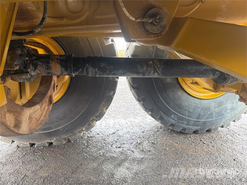 CAT 740B Σπαστό Dump Truck ADT