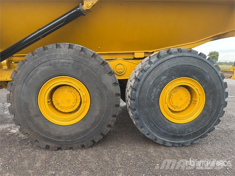 CAT 740B Σπαστό Dump Truck ADT