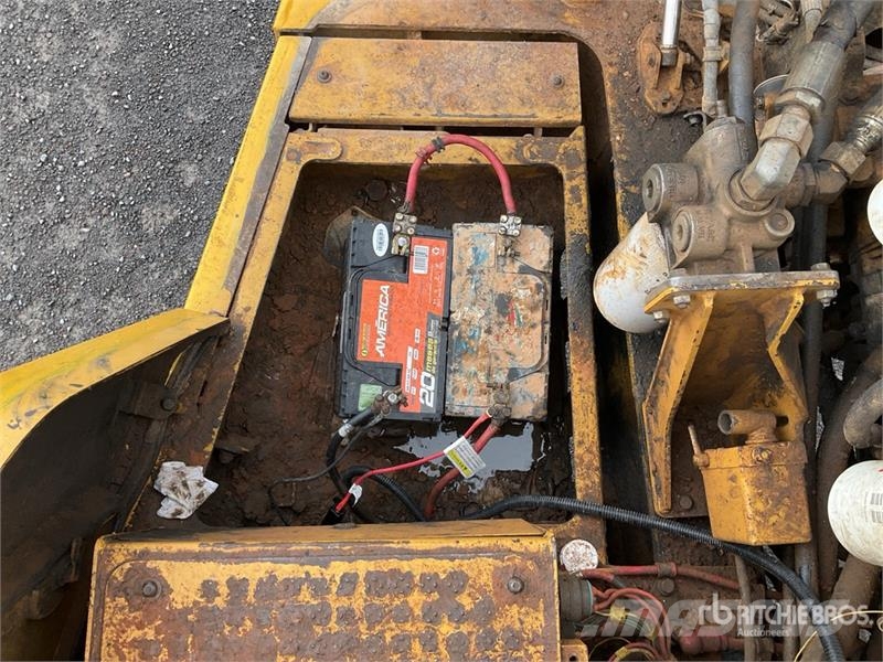 CAT 740B Σπαστό Dump Truck ADT