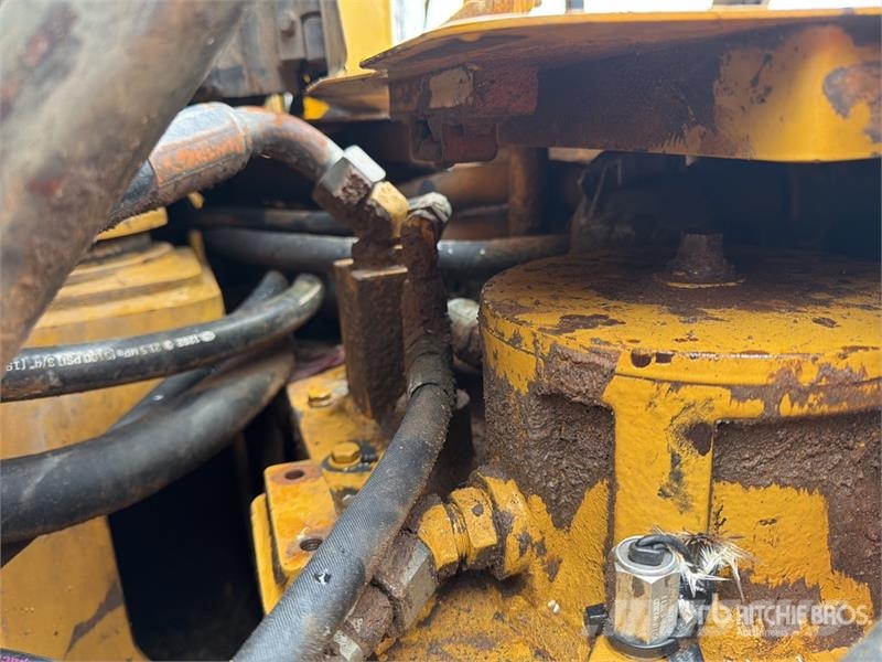 CAT 740B Σπαστό Dump Truck ADT