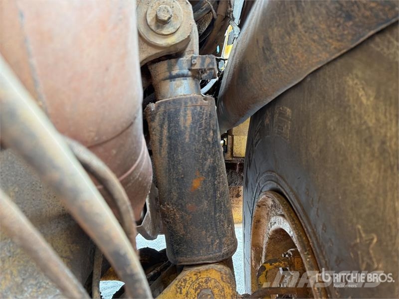 CAT 740B Σπαστό Dump Truck ADT