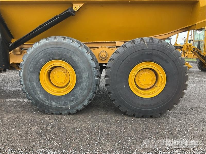 CAT 740B Σπαστό Dump Truck ADT