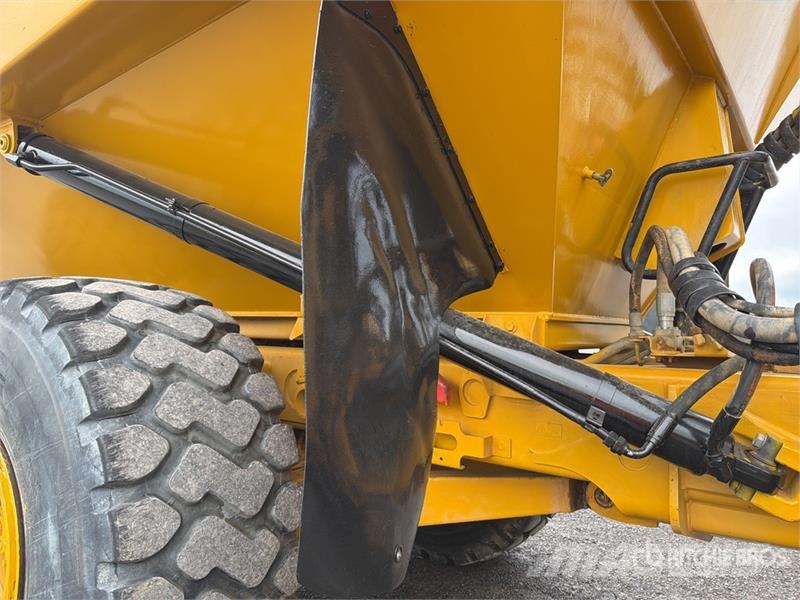 CAT 740B Σπαστό Dump Truck ADT