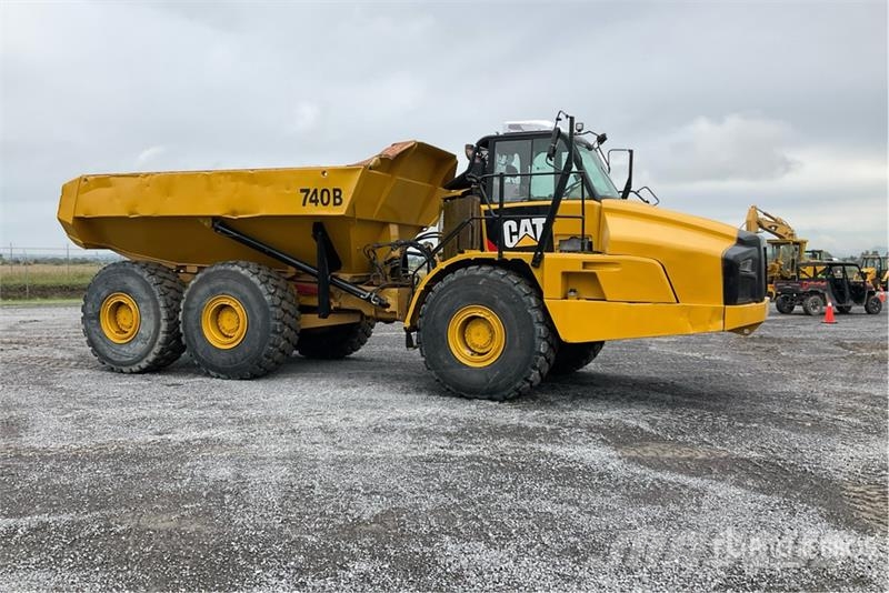 CAT 740B Σπαστό Dump Truck ADT