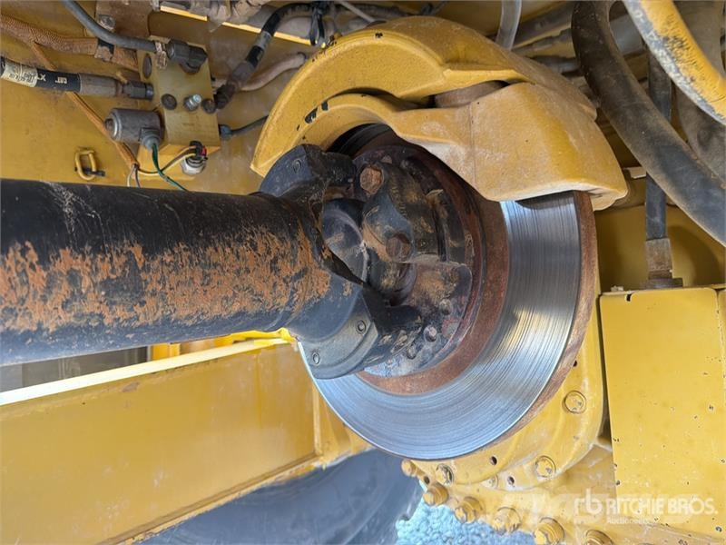 CAT 740B Σπαστό Dump Truck ADT