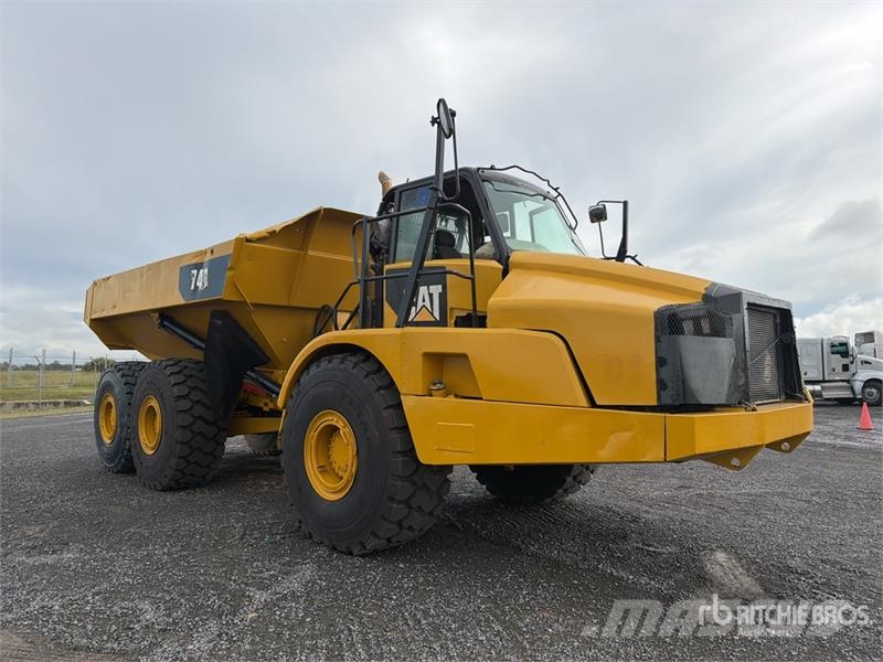 CAT 740B Caminhão basculante articulado ADT