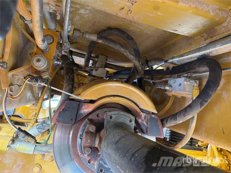 CAT 740B Σπαστό Dump Truck ADT