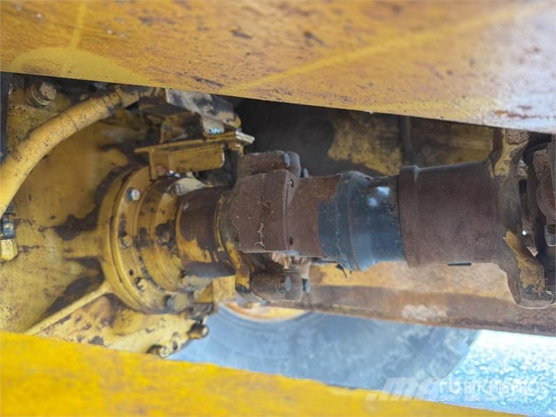 CAT 740B Σπαστό Dump Truck ADT