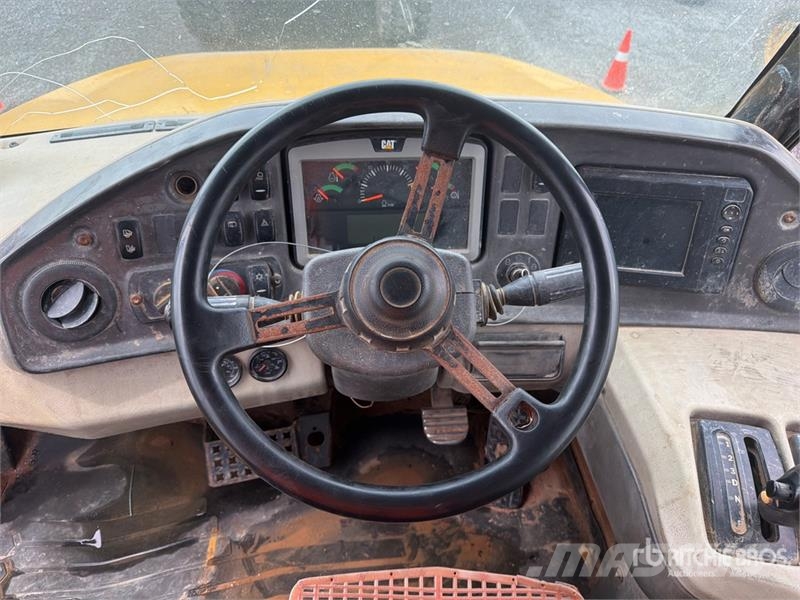 CAT 740B Σπαστό Dump Truck ADT