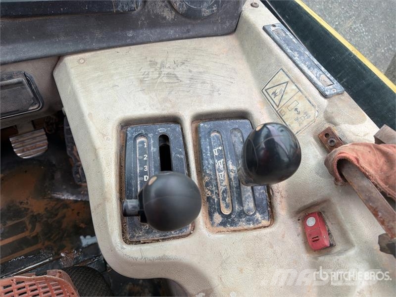 CAT 740B Σπαστό Dump Truck ADT