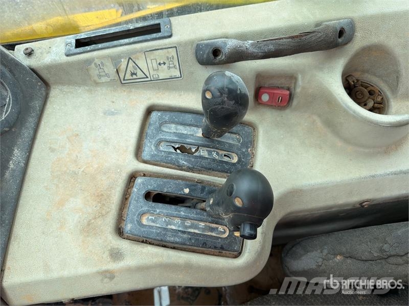 CAT 740B Σπαστό Dump Truck ADT