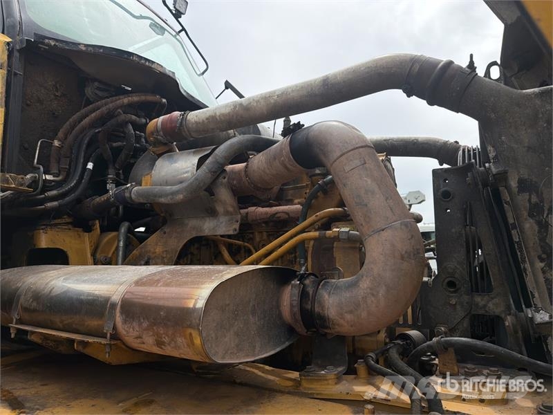 CAT 740B Σπαστό Dump Truck ADT