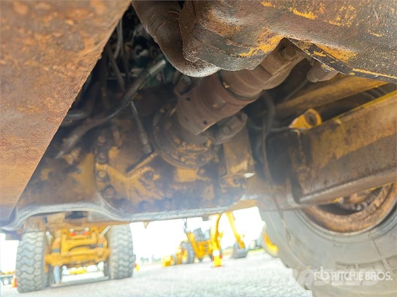 CAT 740B Σπαστό Dump Truck ADT
