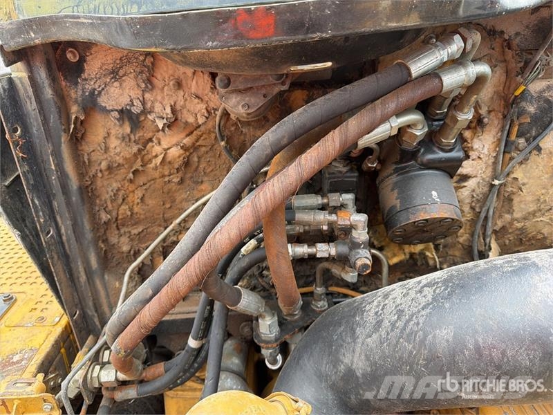 CAT 740B Σπαστό Dump Truck ADT