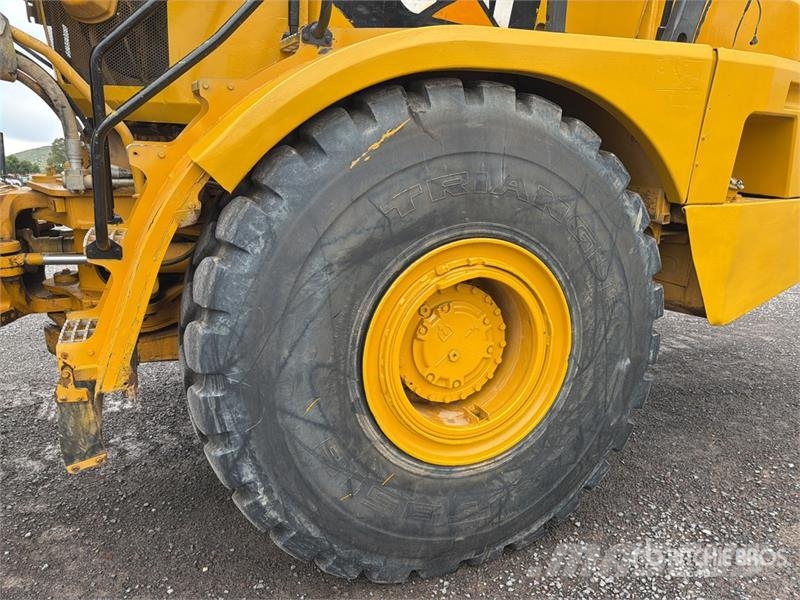 CAT 740B Σπαστό Dump Truck ADT