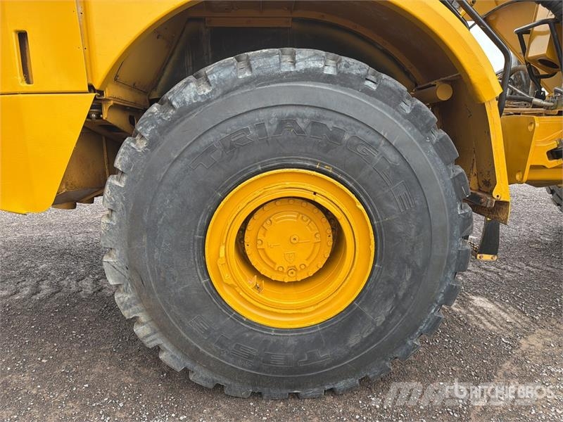 CAT 740B Σπαστό Dump Truck ADT