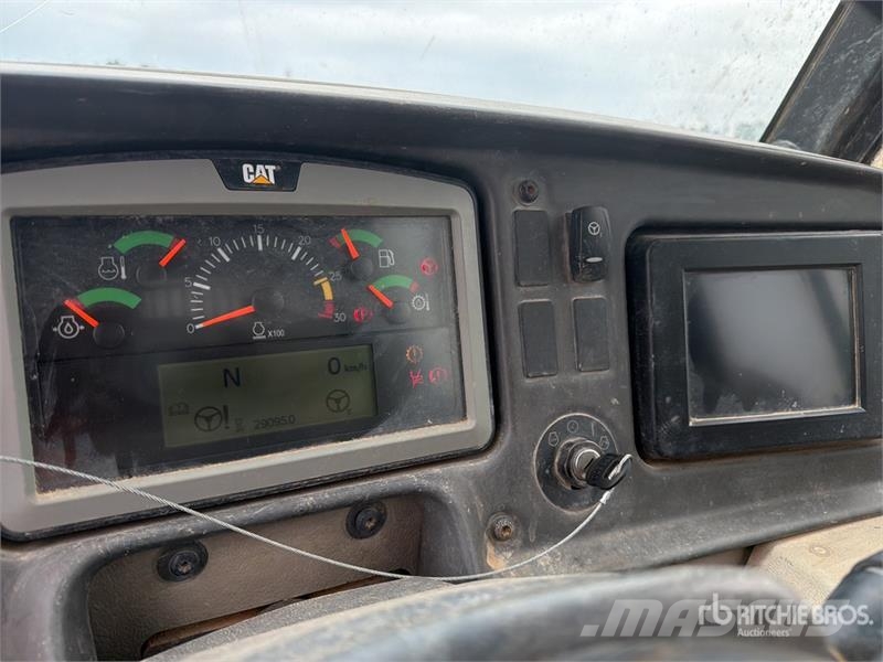 CAT 740B Σπαστό Dump Truck ADT