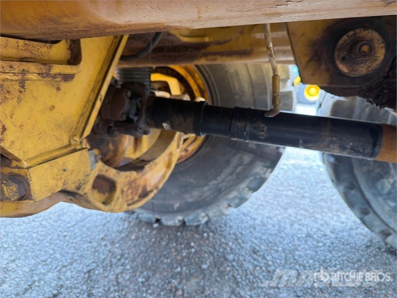 CAT 740B Σπαστό Dump Truck ADT