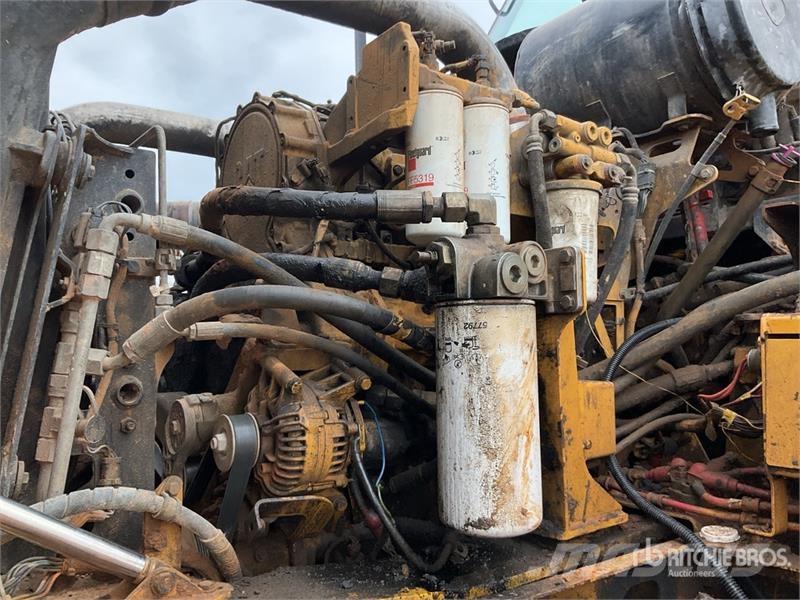 CAT 740B Σπαστό Dump Truck ADT