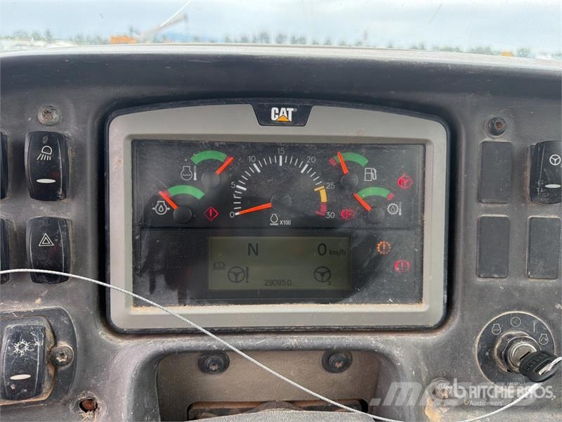 CAT 740B Σπαστό Dump Truck ADT