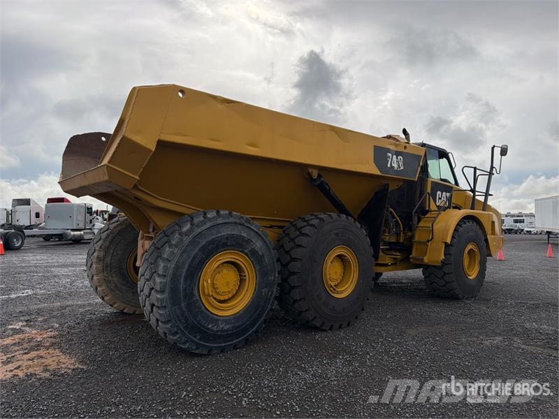 CAT 740B Caminhão basculante articulado ADT