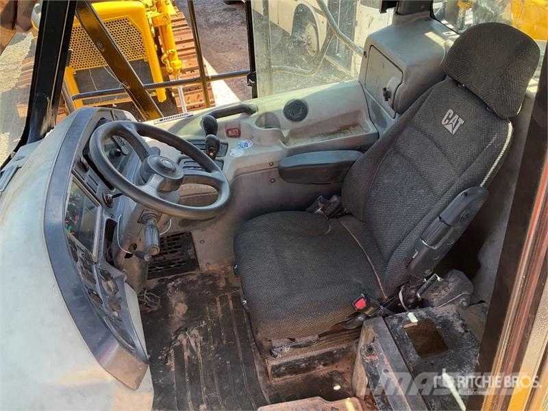 CAT 745C 연결식 홀러