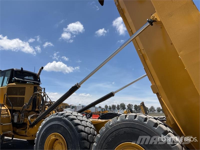 CAT 745C 연결식 홀러