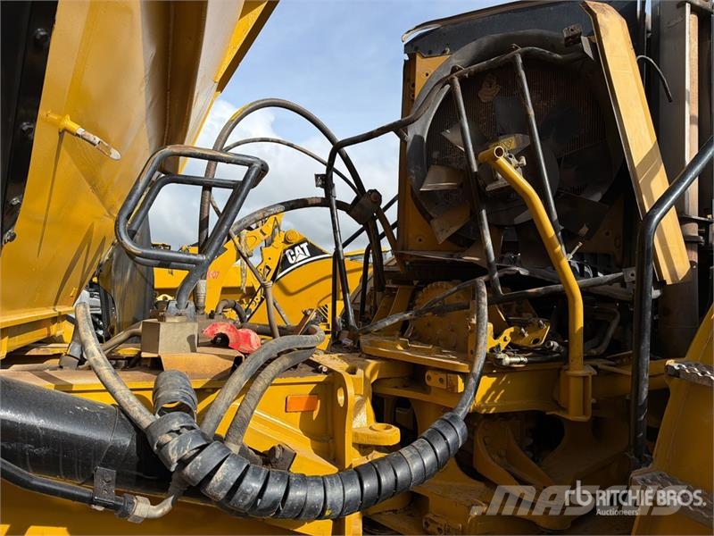 CAT 745C Zglobni demperi