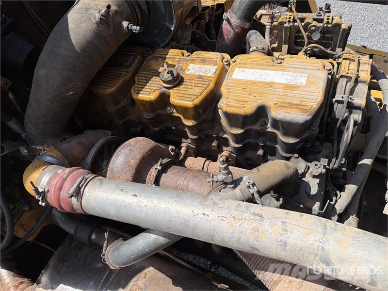 CAT 745C ساحبات مفصلية