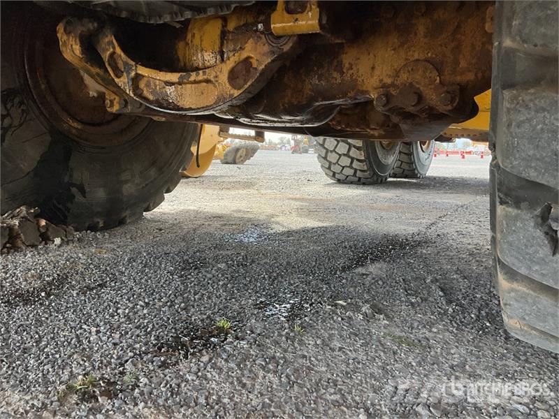 CAT 745C 연결식 홀러