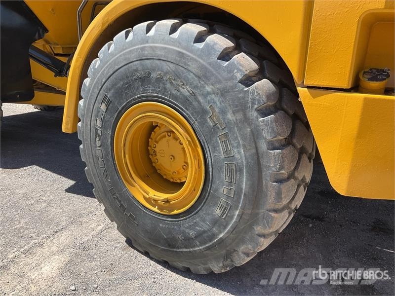 CAT 745C Terrængående lastbiler