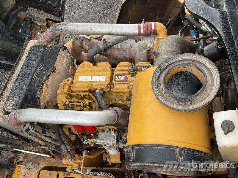 CAT 745C Camiões articulados
