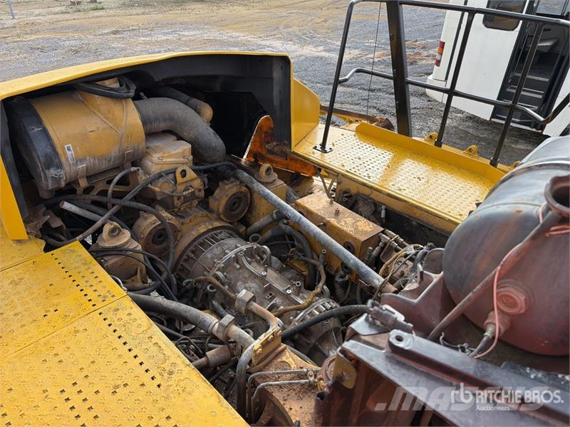CAT 745C Zglobni demperi