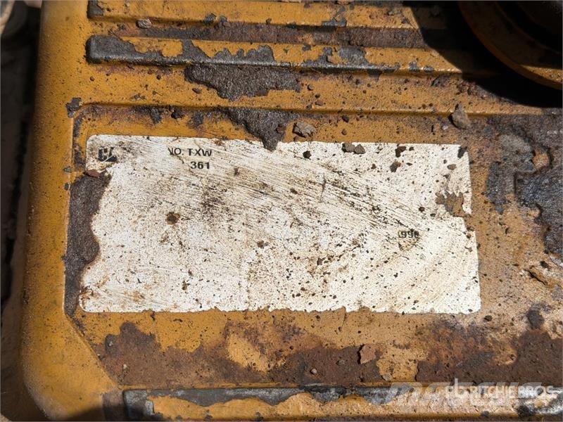 CAT 745C ساحبات مفصلية