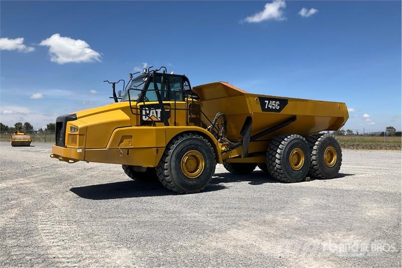 CAT 745C 연결식 홀러