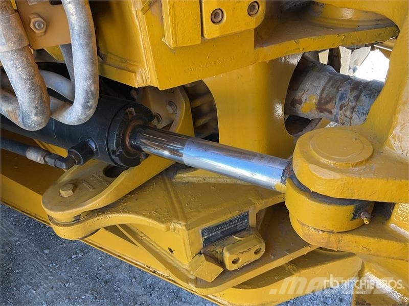 CAT 745C Terrængående lastbiler