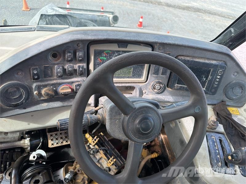 CAT 745C Camiões articulados
