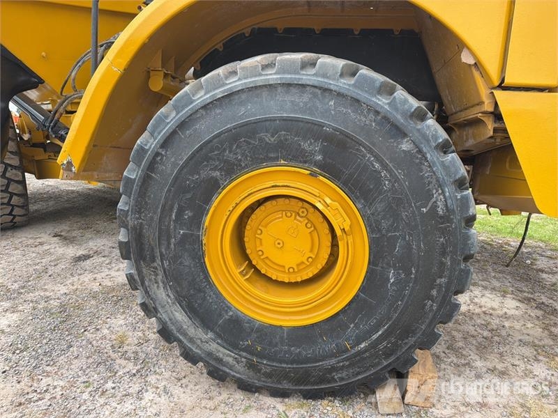 CAT 745C Zglobni damperi
