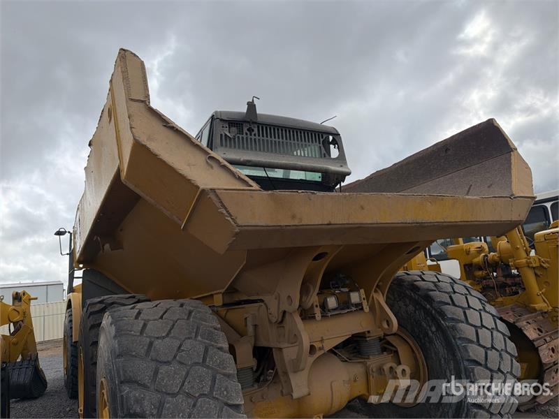 CAT 745C Zglobni demperi