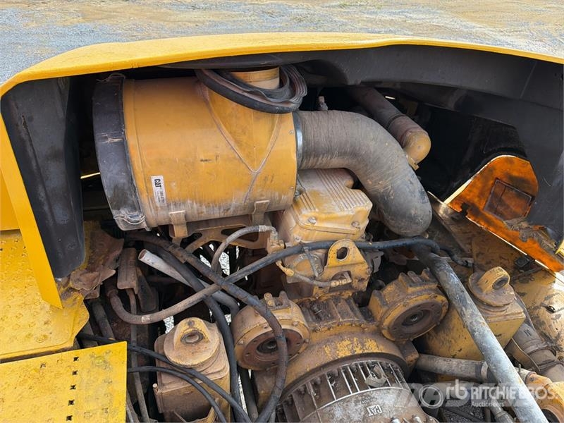 CAT 745C Zglobni demperi