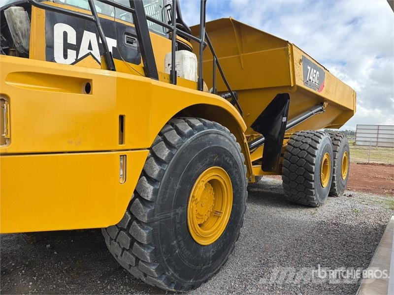 CAT 745C Camiões articulados